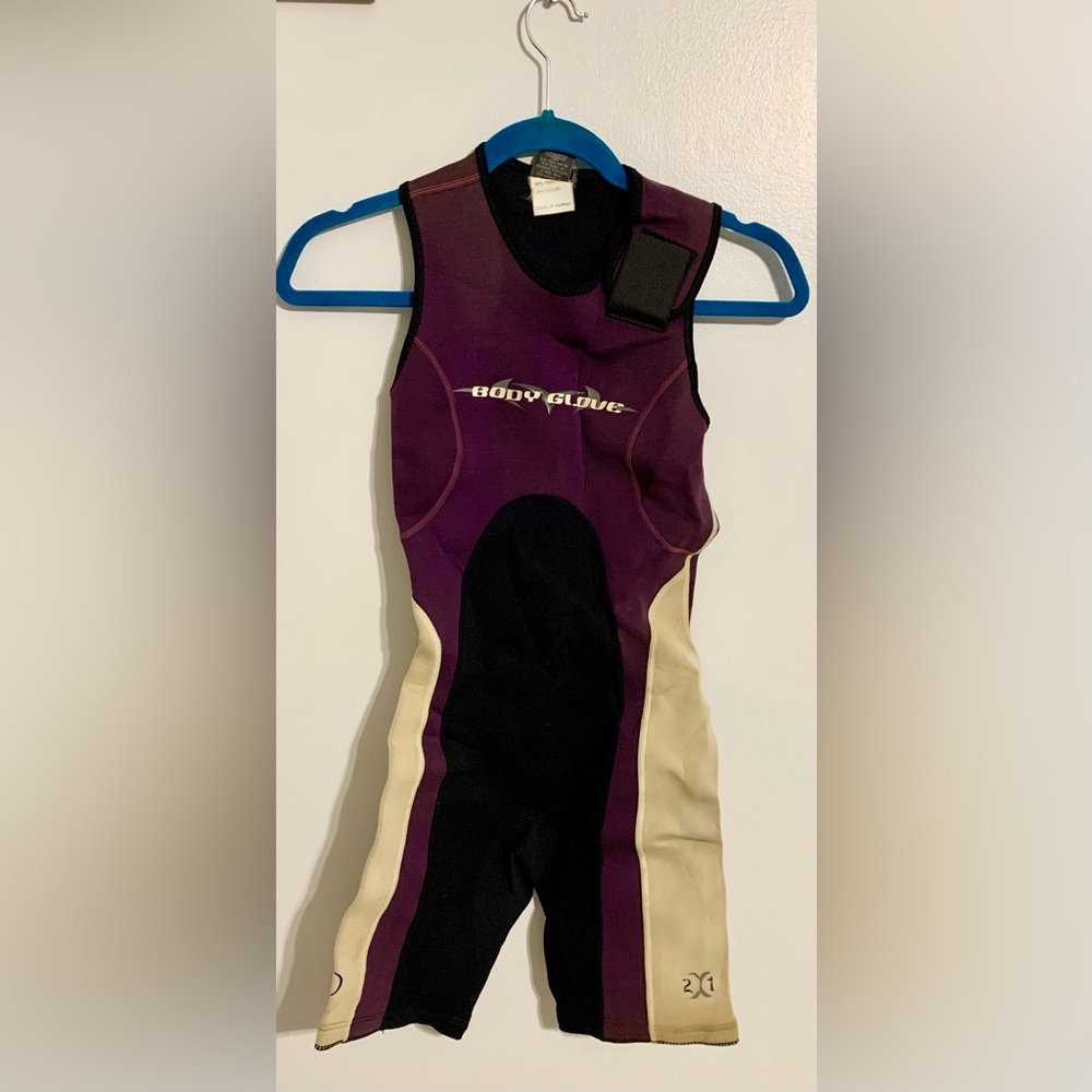 Wetsuit women’s small body glove 3/4 short rash guard XS razorback wetsuit